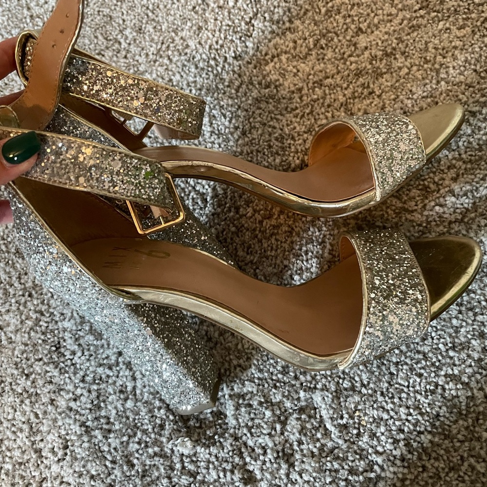 Sparkly Heels Slightly worn!